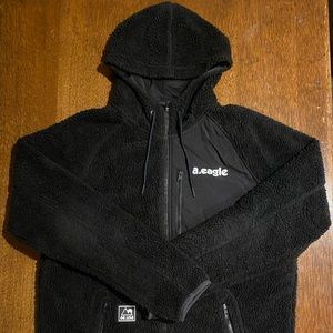 American Eagle fuzzy zip up hoodie in black. Large